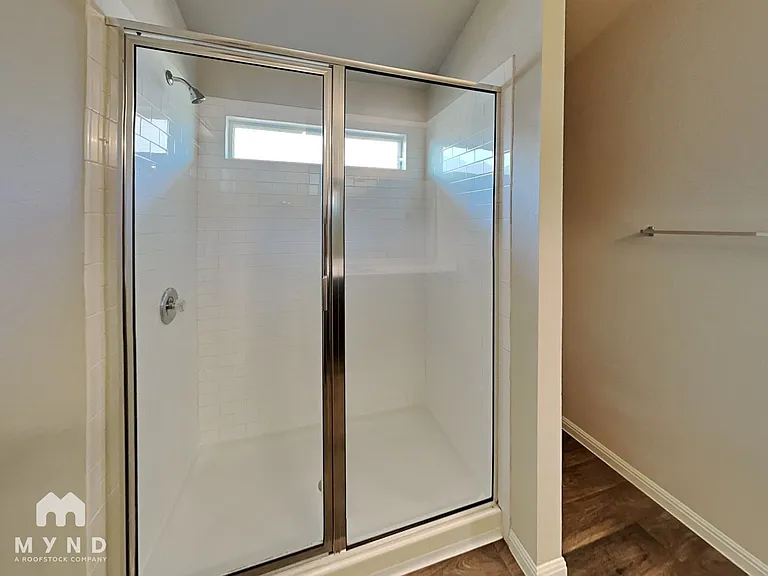 10808 Seguin St — Photo 14
