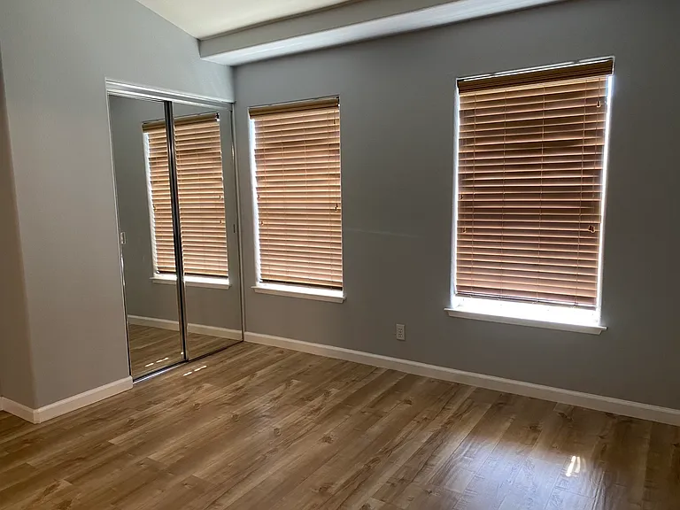 3078 Nattinger Ln — Photo 12