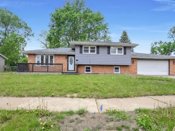 3094 Cooley St, Portage, IN 46368