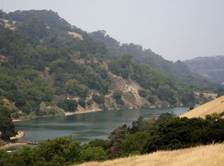 3159 Huntington Ct, Castro Valley, CA 94546