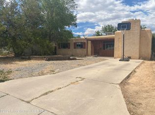 2804 Edgecliff Dr, Farmington, NM 87402
