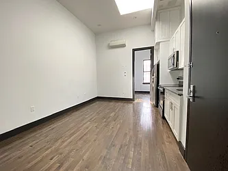 Rented by Reside New York