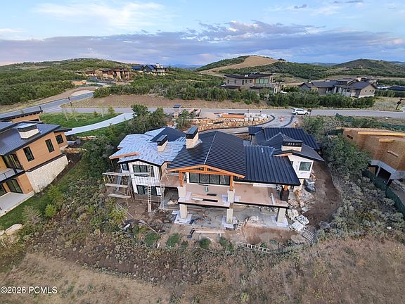 4th image of 2079 E Paddleboard Way