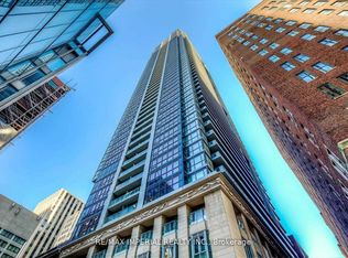 70 Temperance St #2009, Toronto, ON M5H 0B1