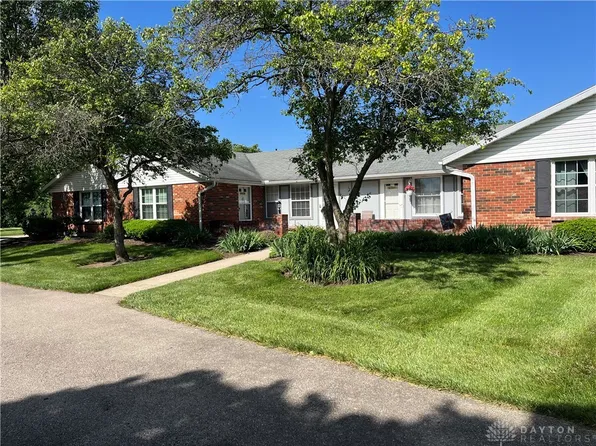 6308 Jason Ln, Dayton, OH 45459