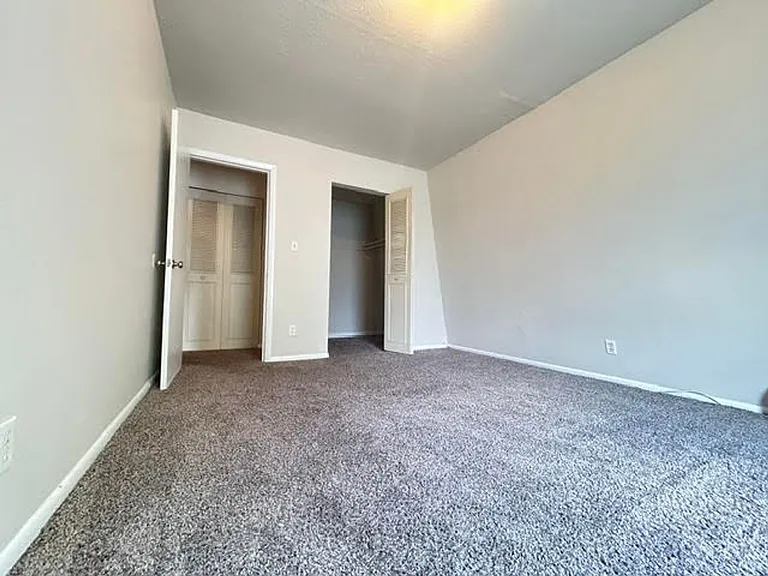 Cedar Chase — Photo 12