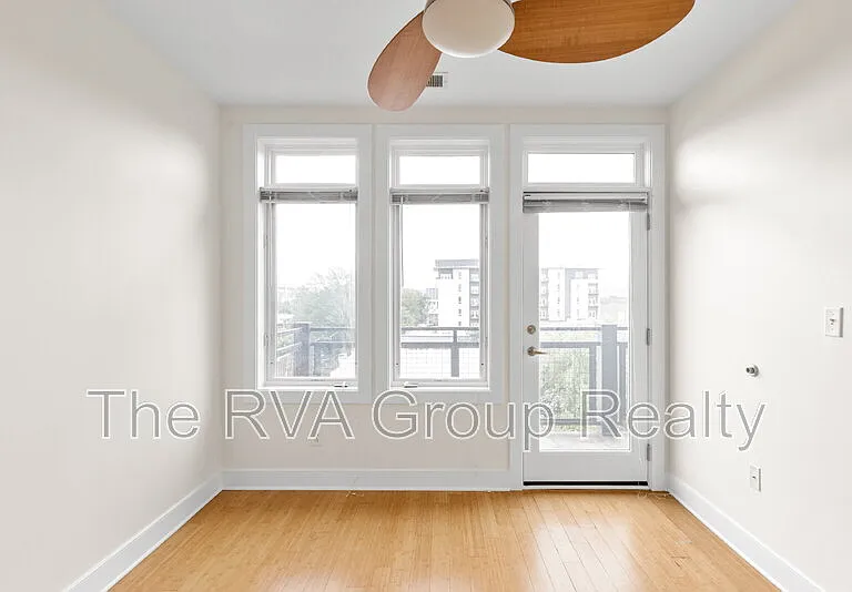 110 W Marshall St #27 — Photo 33