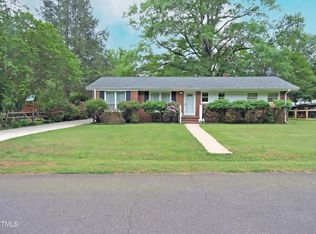 122 E Orange St, Hillsborough, NC 27278