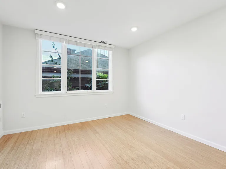 Addison Arts Apartments — Photo 139