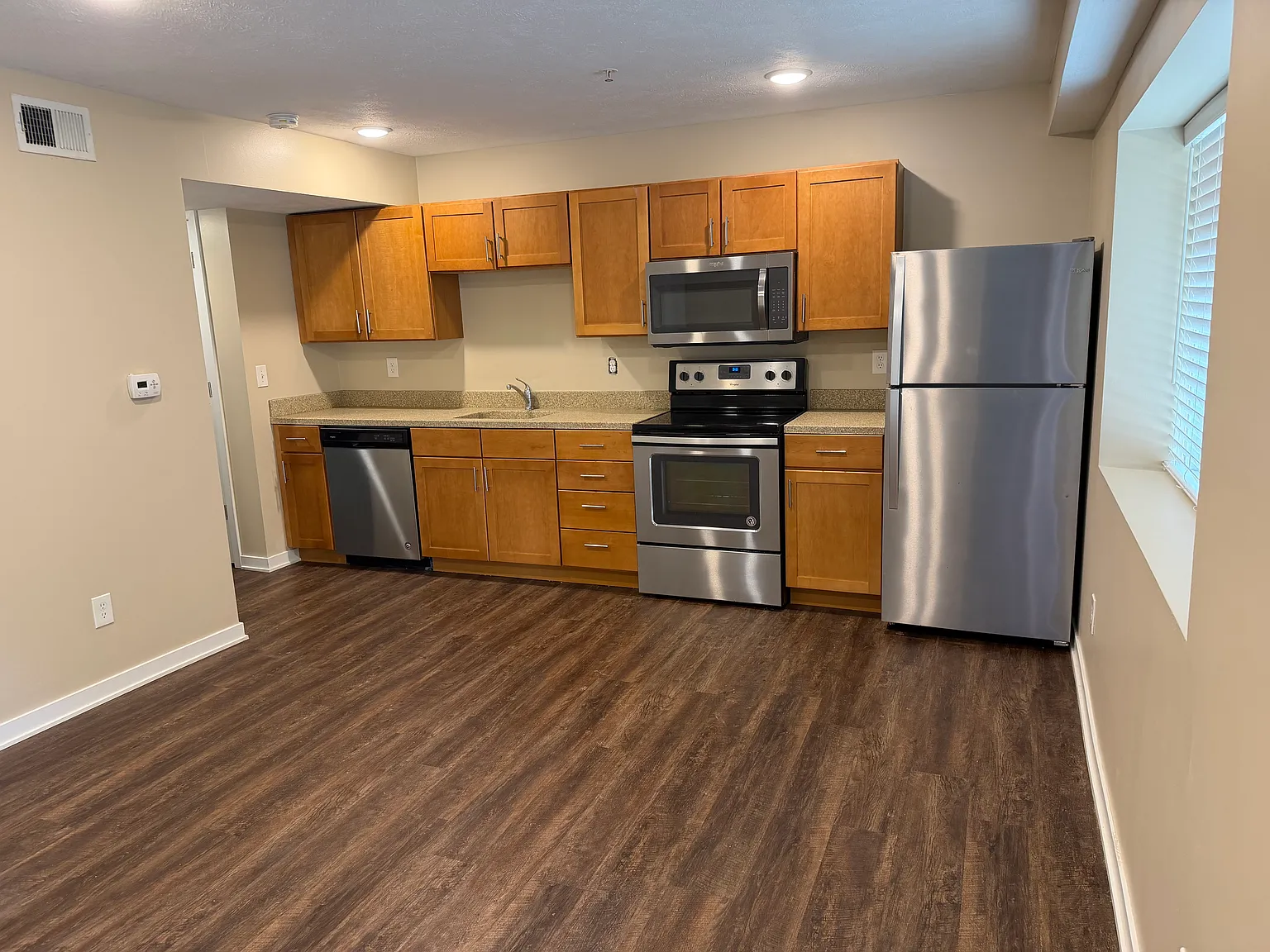 1 bed, 600 sqft, $925 — Photo 4