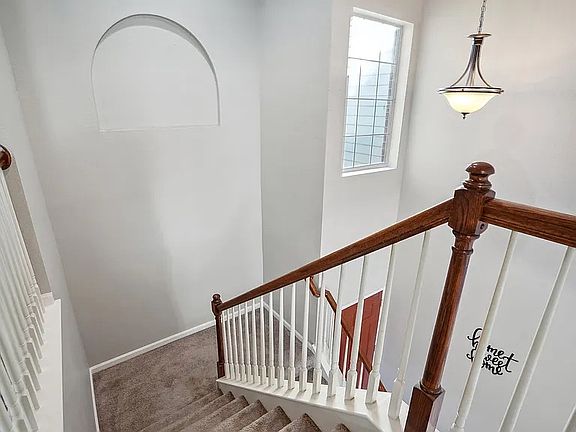 5th image of 118 Barrington Ln #118