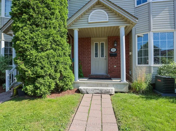 235 Saginaw Pkwy #57, Cambridge, ON N1T 1X4