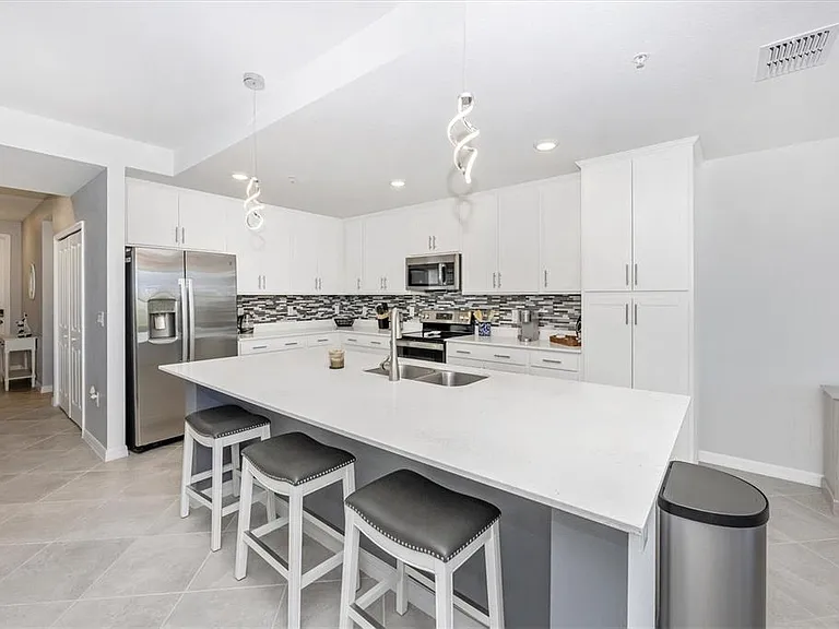 12240 Wellen Golf St #207 — Photo 9