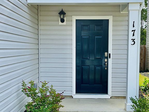 3rd image of 173 Dunham Rd