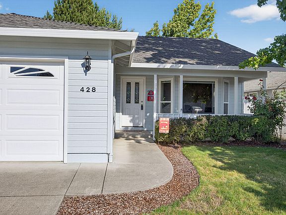 2nd image of 428 Saint Clair Way