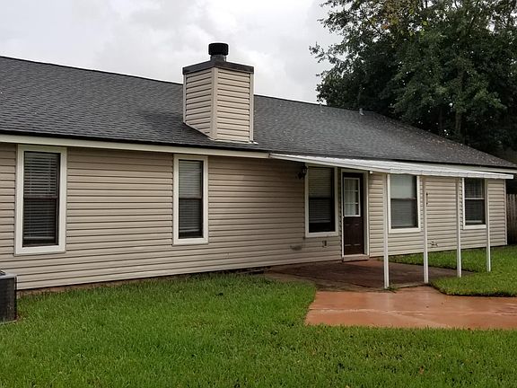 Extra large backyard with extended porch area