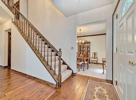 2nd image of 1226 Oakton Ln