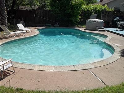 1st image of 7641 Northridge Dr