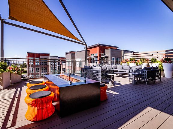 Rooftop deck