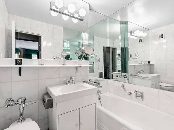 200 East 57th Street 14F image 8 of 8