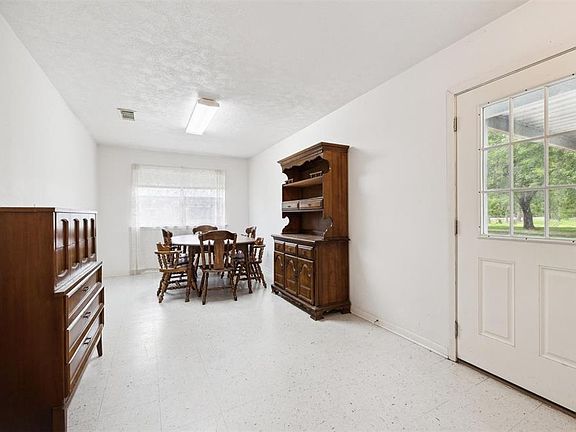3rd image of 7526 County Road 112