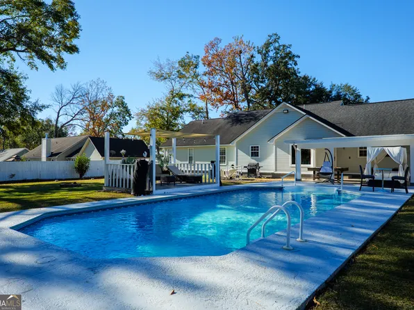 3759 Creekwood Dr, Valdosta, GA 31602