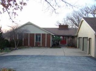 626 48th St, Moline, IL 61265