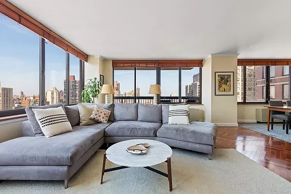 1st image of 422 E 72nd St APT 27E
