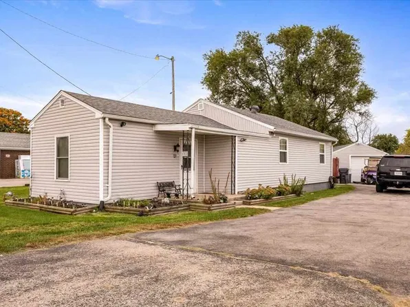 749 W Jackson St, Parker City, IN 47368