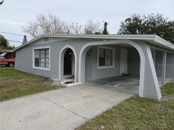 3rd image of 4915 Crest Hill Dr