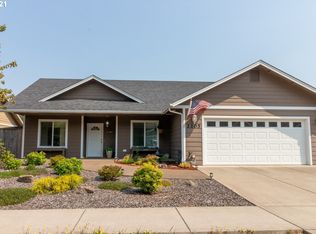 2205 52nd St, Florence, OR