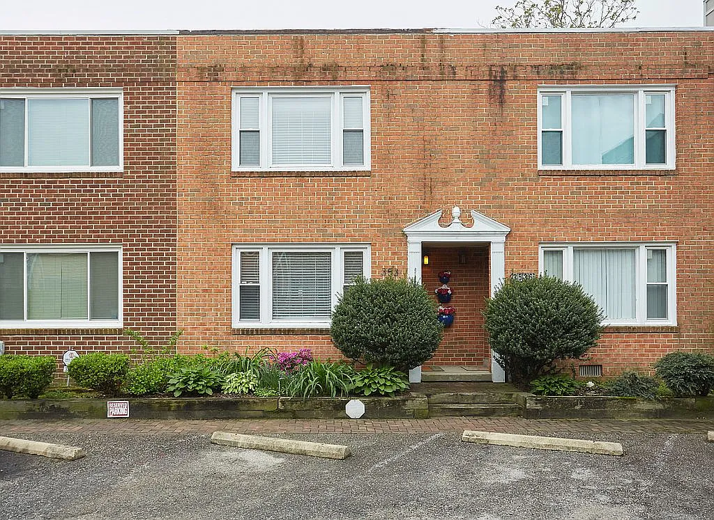 3534 6th St NW #3534 photo 1