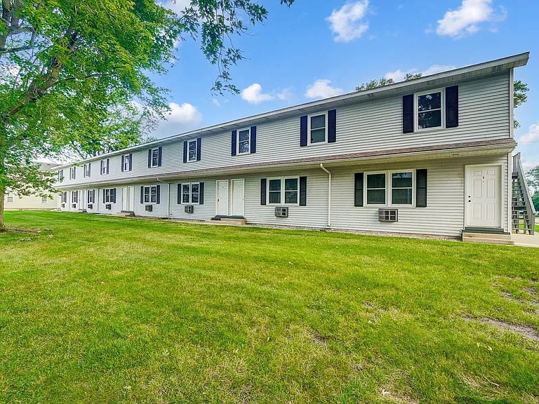 517 E Reed Ave — Photo 4