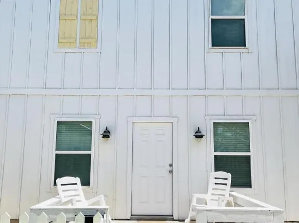 4212 State Highway 35 Byp, Rockport, TX 78382