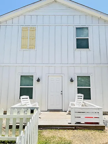 4212 State Highway 35 Byp Photo 1