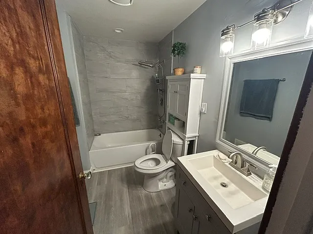 2634 Colchester Rd #2 — Photo 6