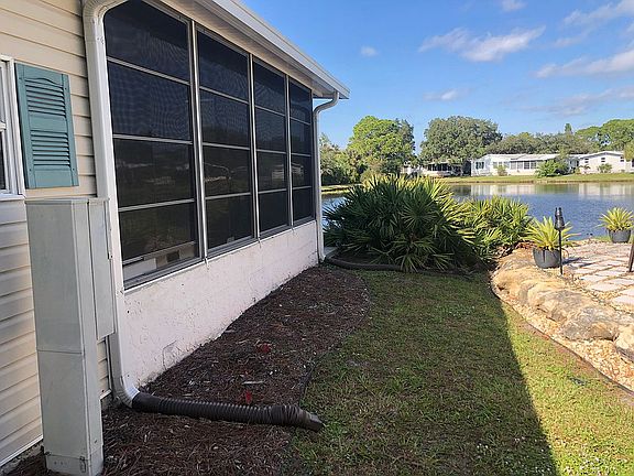 4th image of 157 Riverwalk Dr