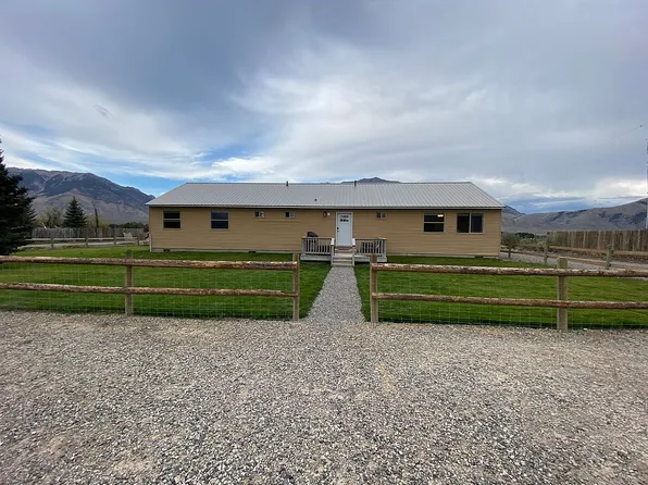 3488 N 3350 W, Moore, ID 83255