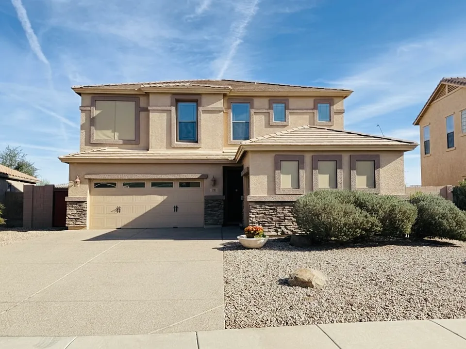 1393 E Martha Dr