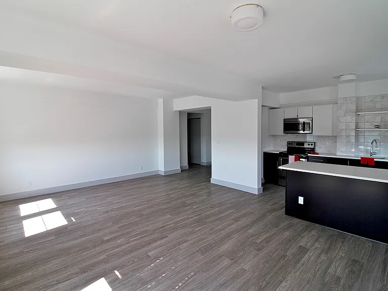 Dining/Living room