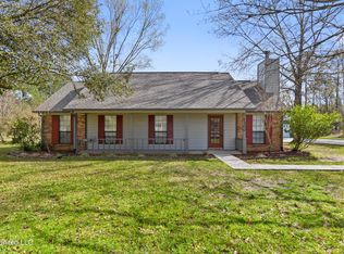 7300 Frank Snell Rd, Moss Point, MS 39562