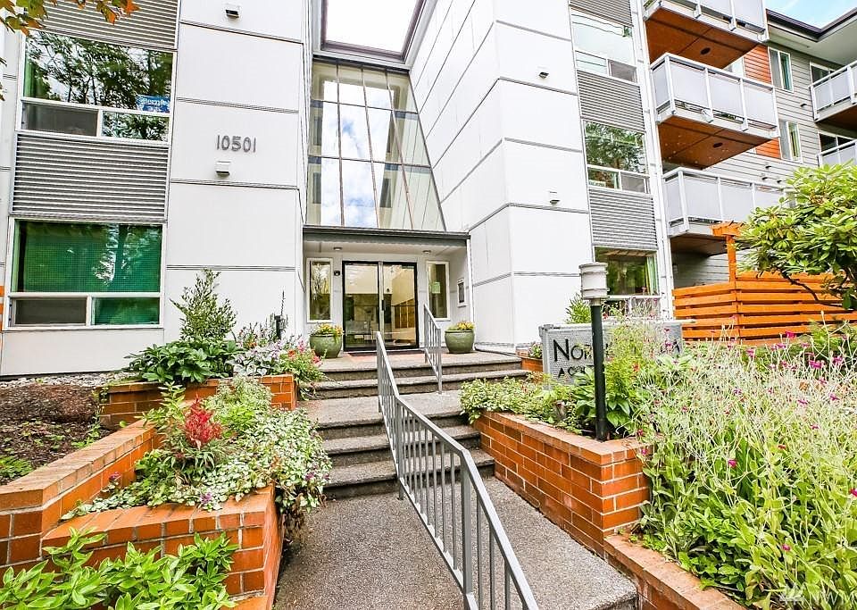 1st image of 10501 8th Ave NE APT 307
