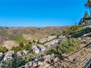 26035 Farmfield Rd, Calabasas, CA 91302