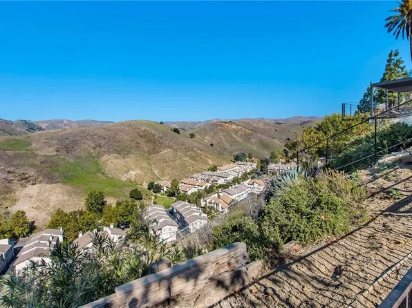 26035 Farmfield Rd, Calabasas, CA 91302