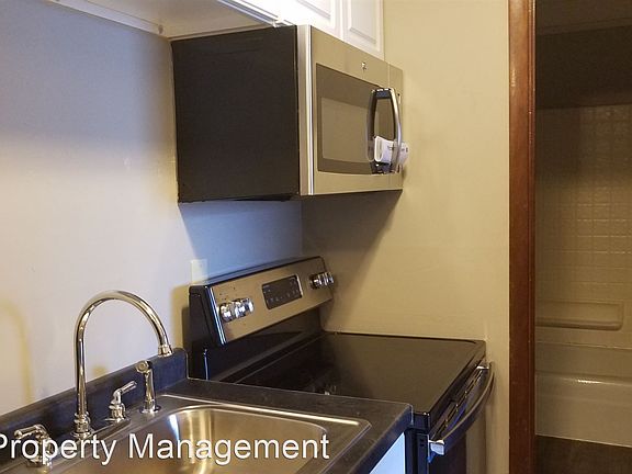 3rd image of 2035 9th St APT 1