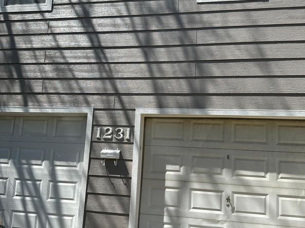 1231 N Forest Ave #1231