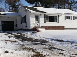 42 Parkway N, Brewer, ME 04412