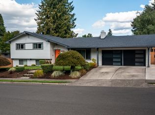 7650 SW Hillcrest Pl, Beaverton, OR 97008