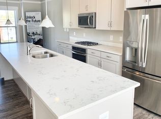 14255 Travilah Rd, Rockville, MD 20850