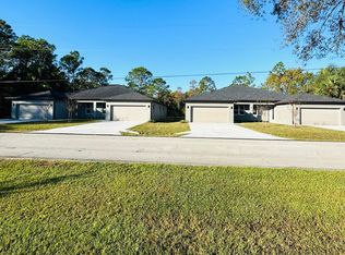 11 Seattle Trl #AB, Palm Coast, FL 32164